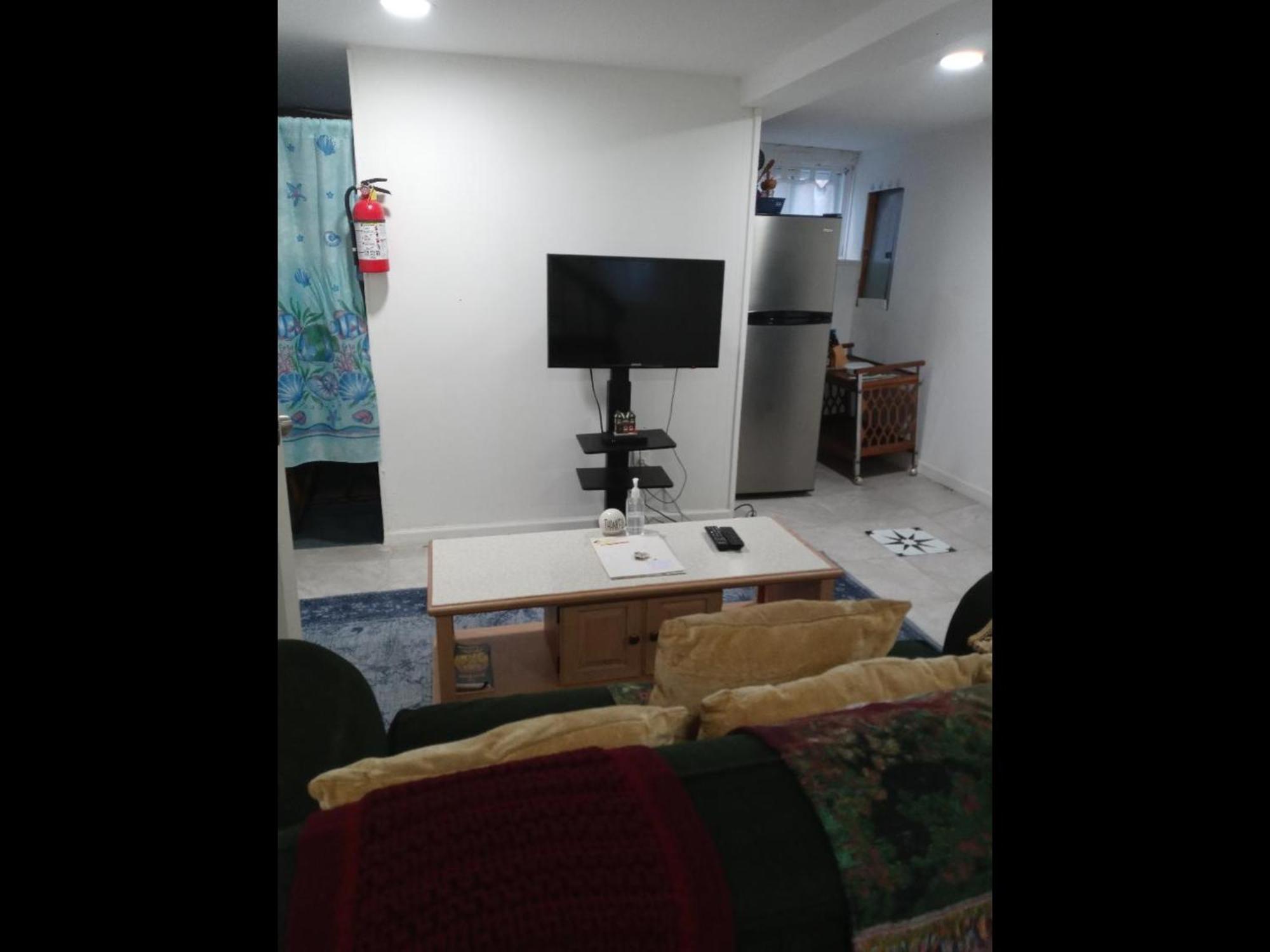 "Cozy Basement Retreat Just 40 Minutes To Nyc!" Appartement Irvington Buitenkant foto