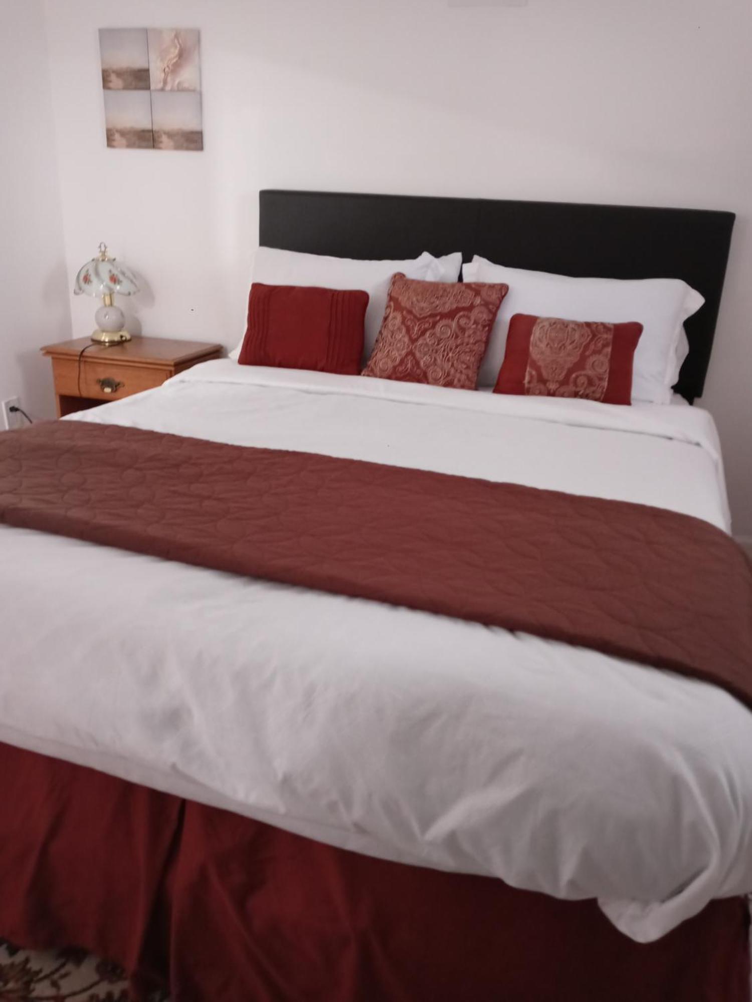 "Cozy Basement Retreat Just 40 Minutes To Nyc!" Appartement Irvington Buitenkant foto